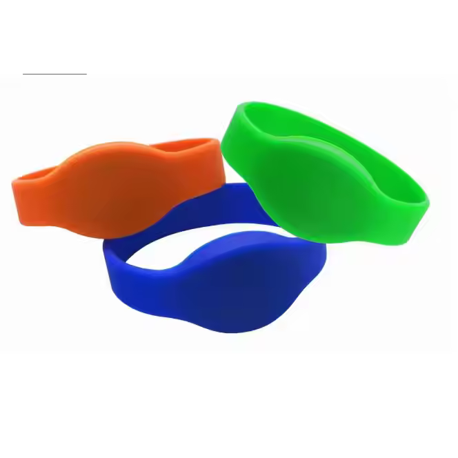 Wholesale customized LOGO rfid wristband 125kzh 13.56Mhz Printable NFC RFID waterproof identificatio